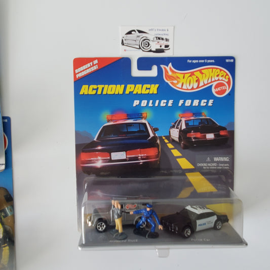 1996 Hot Wheels Action Pack Police Force Armored Truck Robbery
