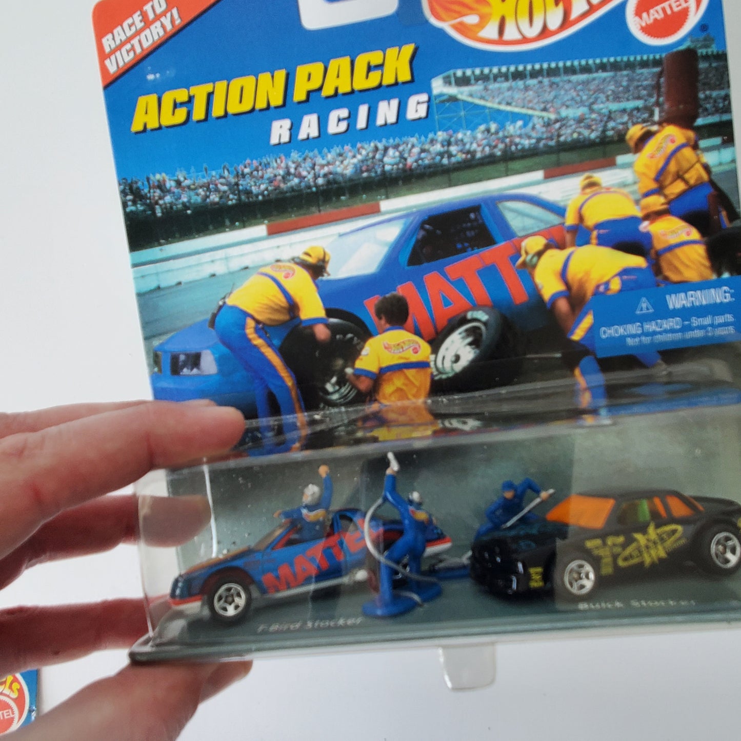 1996 Hot Wheels Action Pack Racing T-Bird Stocker & Buick Stocker