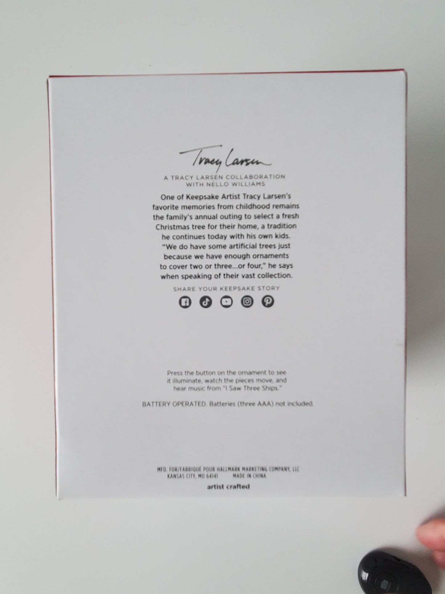 2024 Hallmark Santa's Seaside Carnival Magic Ornament