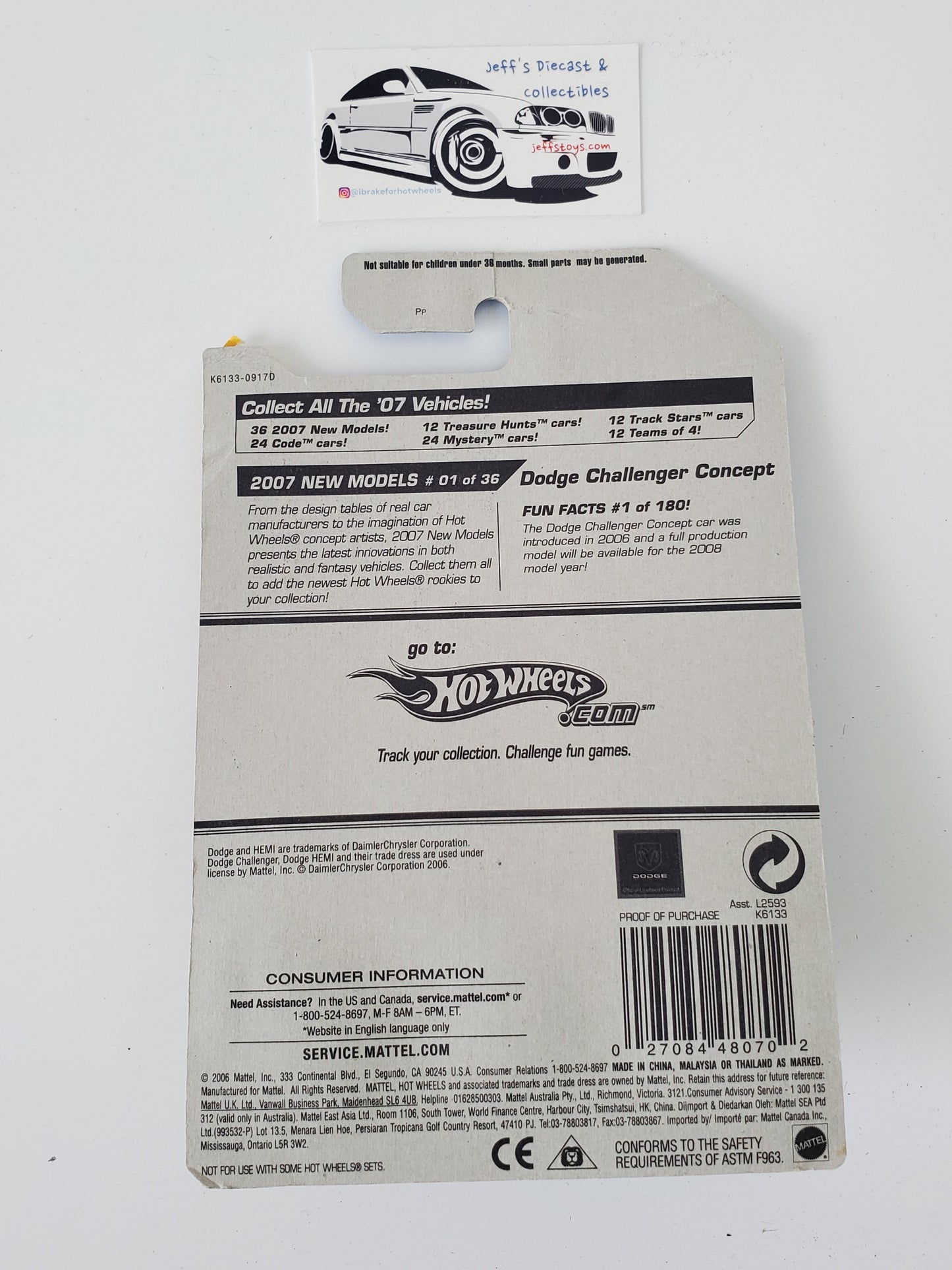 2007 Hot Wheels Dodge Challenger Concept #1 Green - Damaged Card