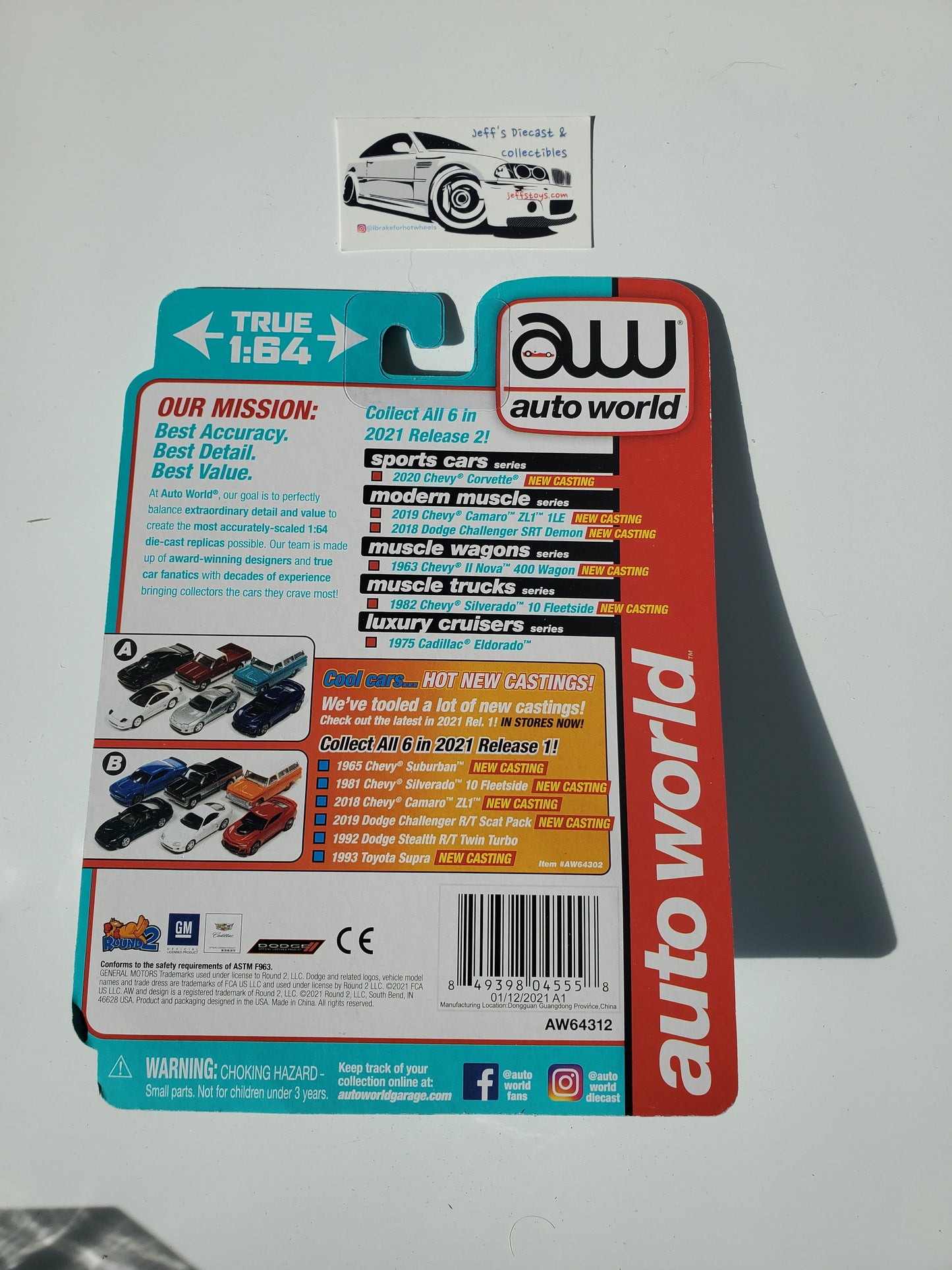 Autoworld 1963 Chevy Nova II 400 Wagon - Aqua 1:64