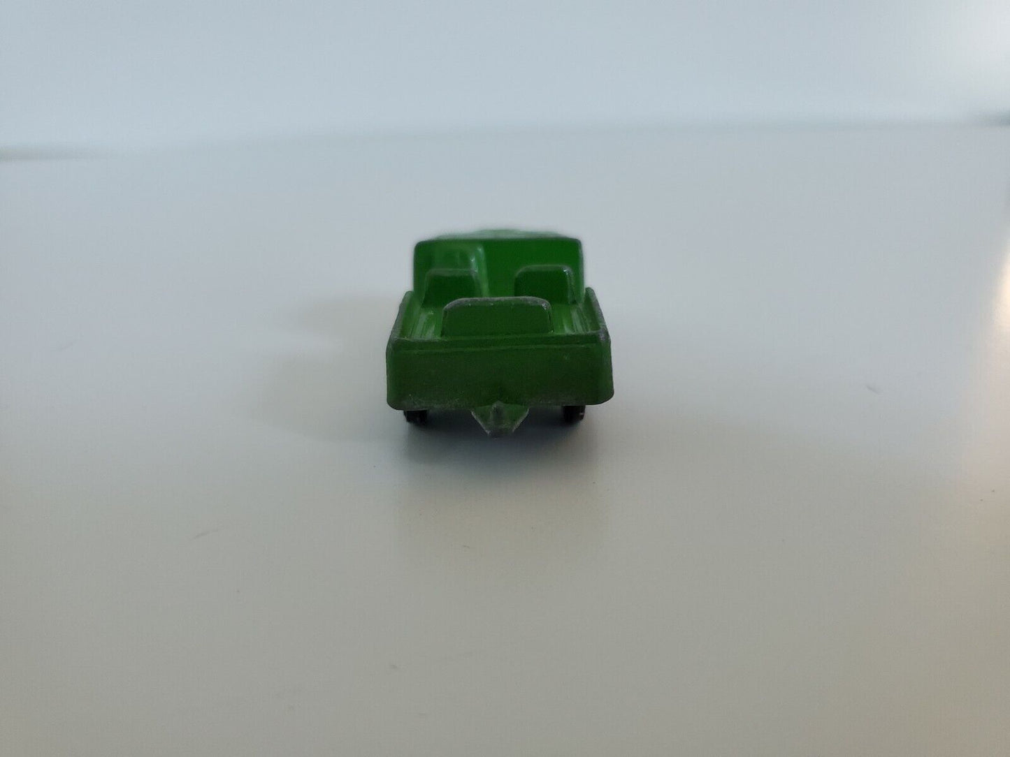 TootsieToy Army Jeep Diecast Light Green Star
