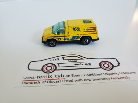 1978 Hot Wheels Inside Story Van Yellow - Hong Kong - B
