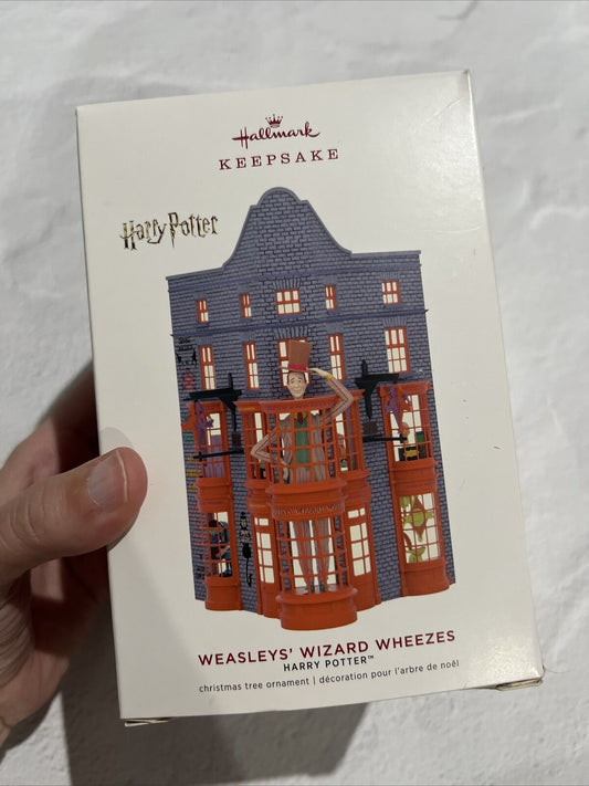 2019 Hallmark Keepsake Harry Potter Weasleys’ Wizard Wheezes Ornament