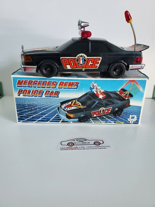 1986 D&Y Toys Mercedes-Benz 500SLC Police Car - Battery Ops Lights/Siren 1:16