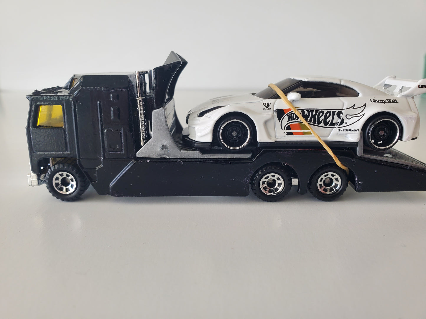 Custom Matchbox Kenworth Cabover Team Transport w/Skyline