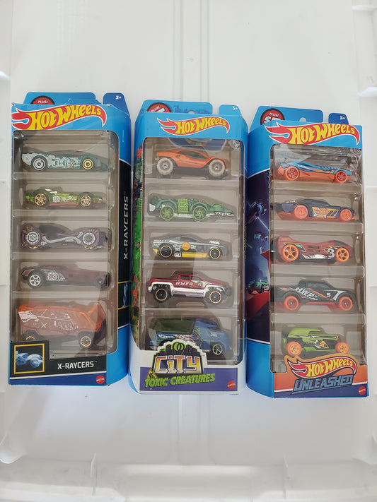 Hot Wheels 5-pack Collection of (3) - HW Unleashed, Toxic Creatures, X-Raycers