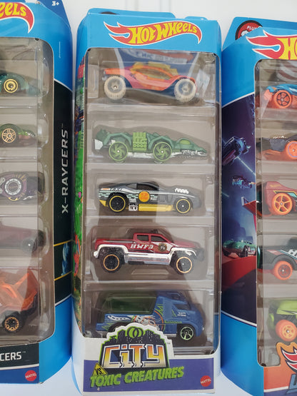 Hot Wheels 5-pack Collection of (3) - HW Unleashed, Toxic Creatures, X-Raycers