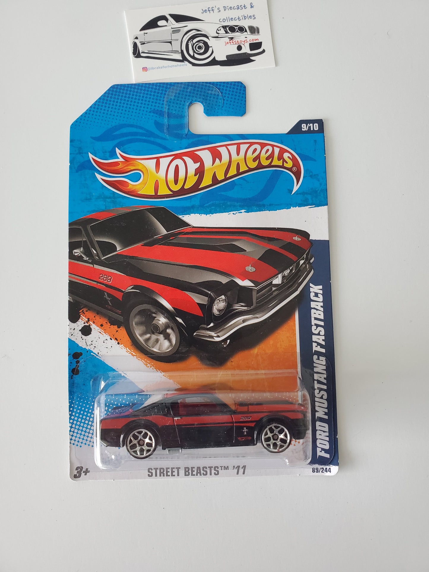 2011 Hot Wheels Ford Mustang Fastback #89