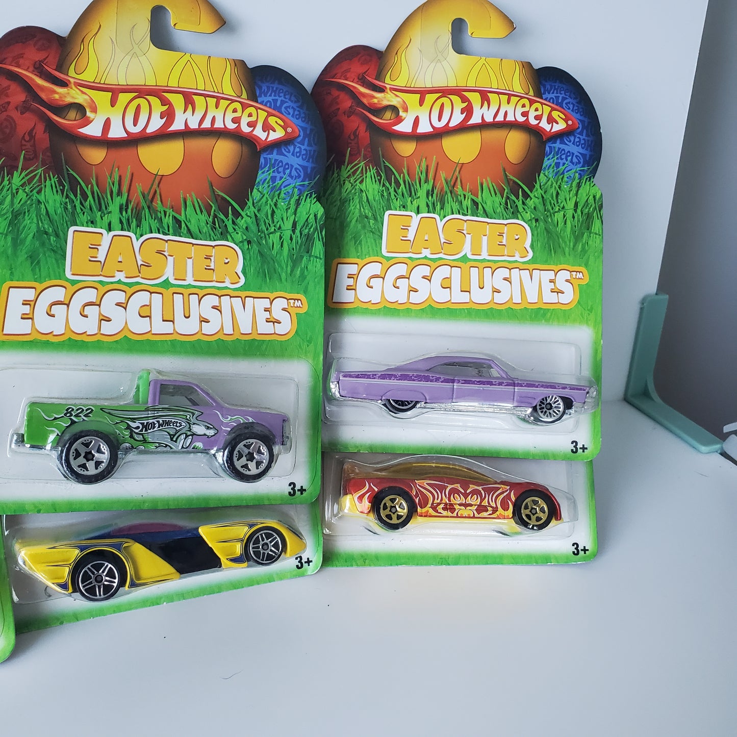 2008 Hot Wheels Easter Eggsclusives 8 Car Set - Complete