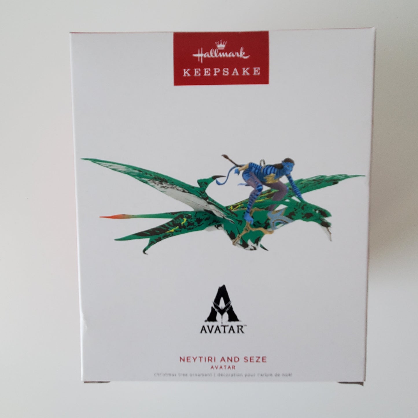 2022 Hallmark Avatar Neytiri and Seze Ornament