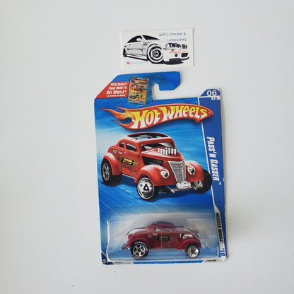 2010 Hot Wheels Pass' N Gasser #104