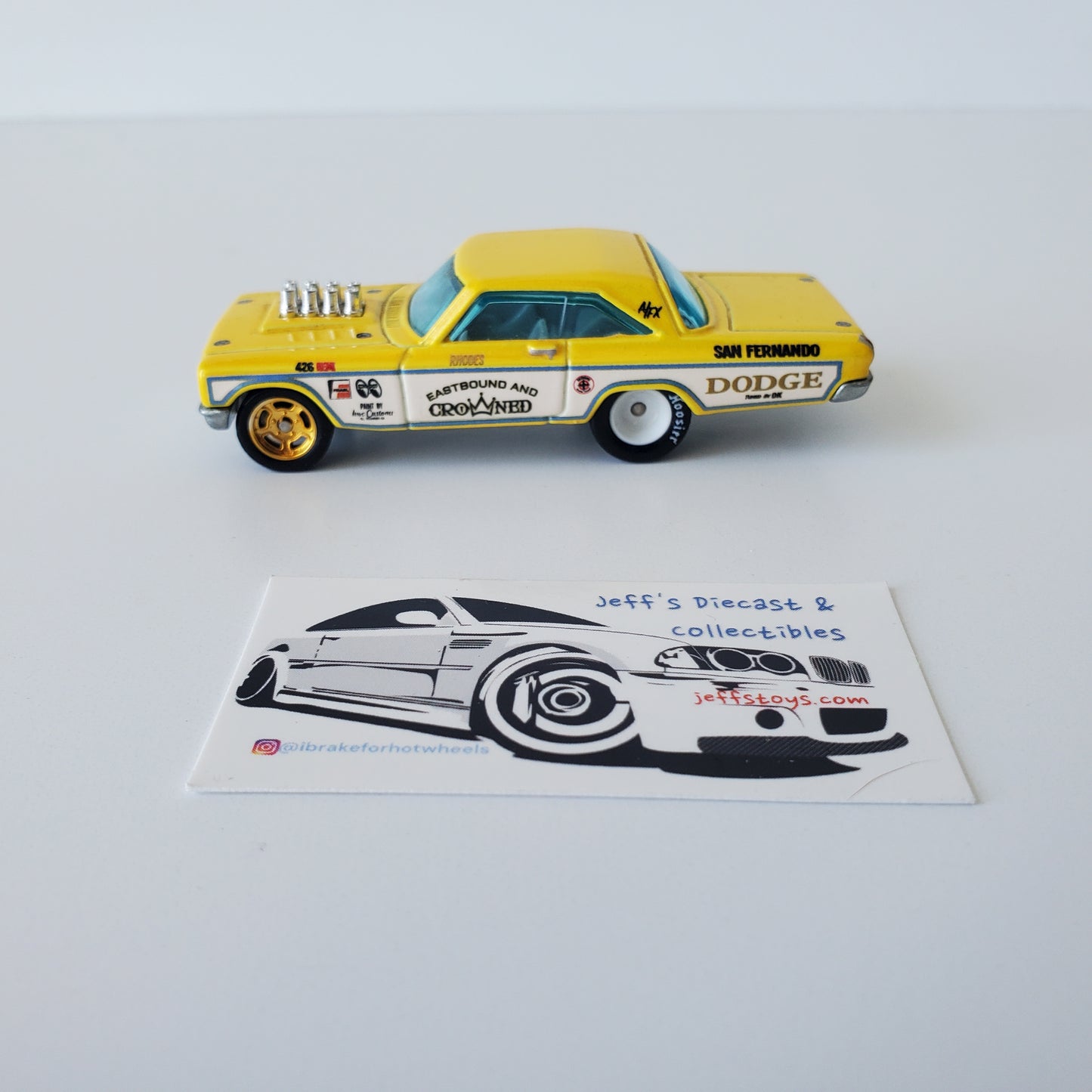 Hot Wheels '65 Dodge Coronet Yellow Premium Real Riders