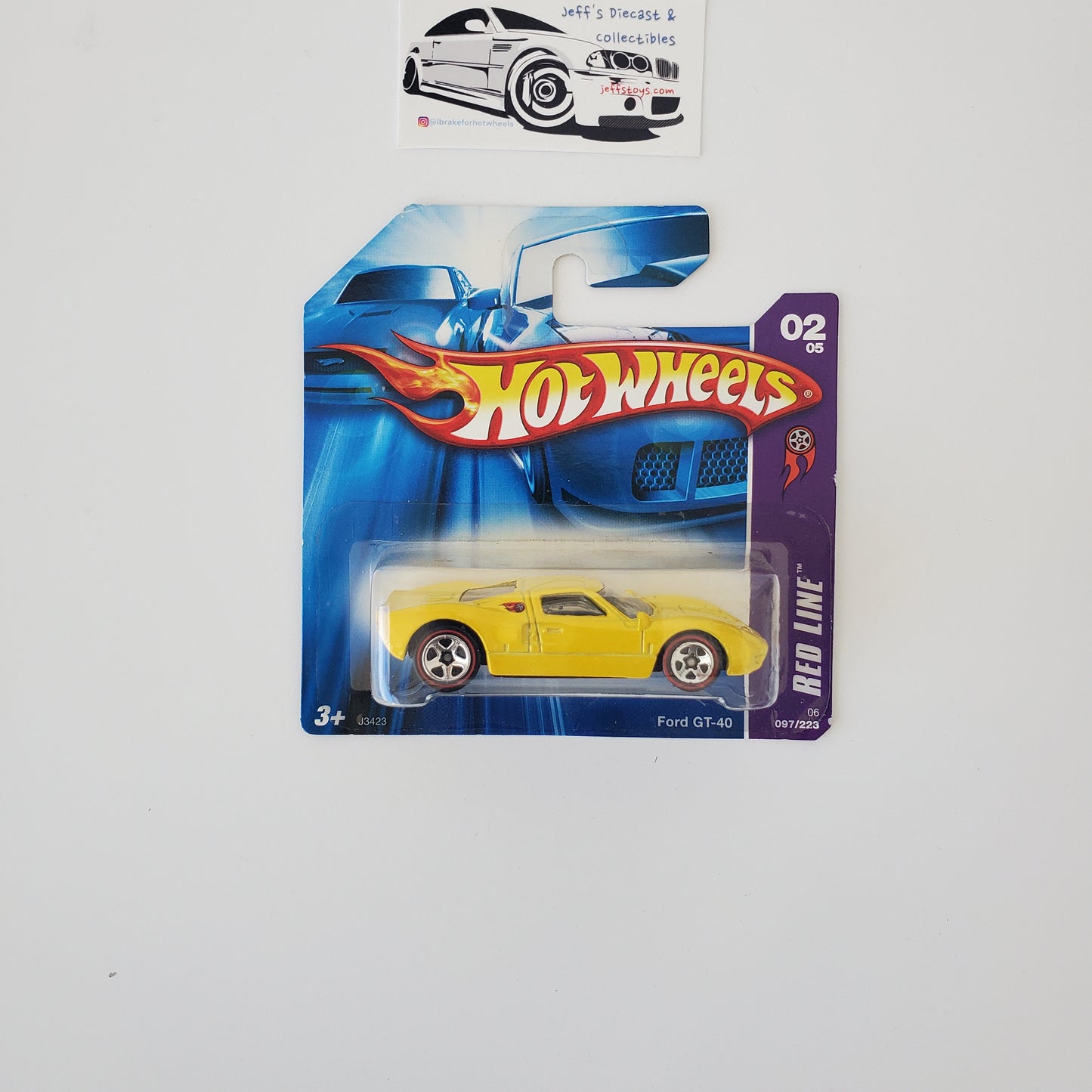 2006 Hot Wheels Ford GT-40 Red Line #97 **Rare Short Card