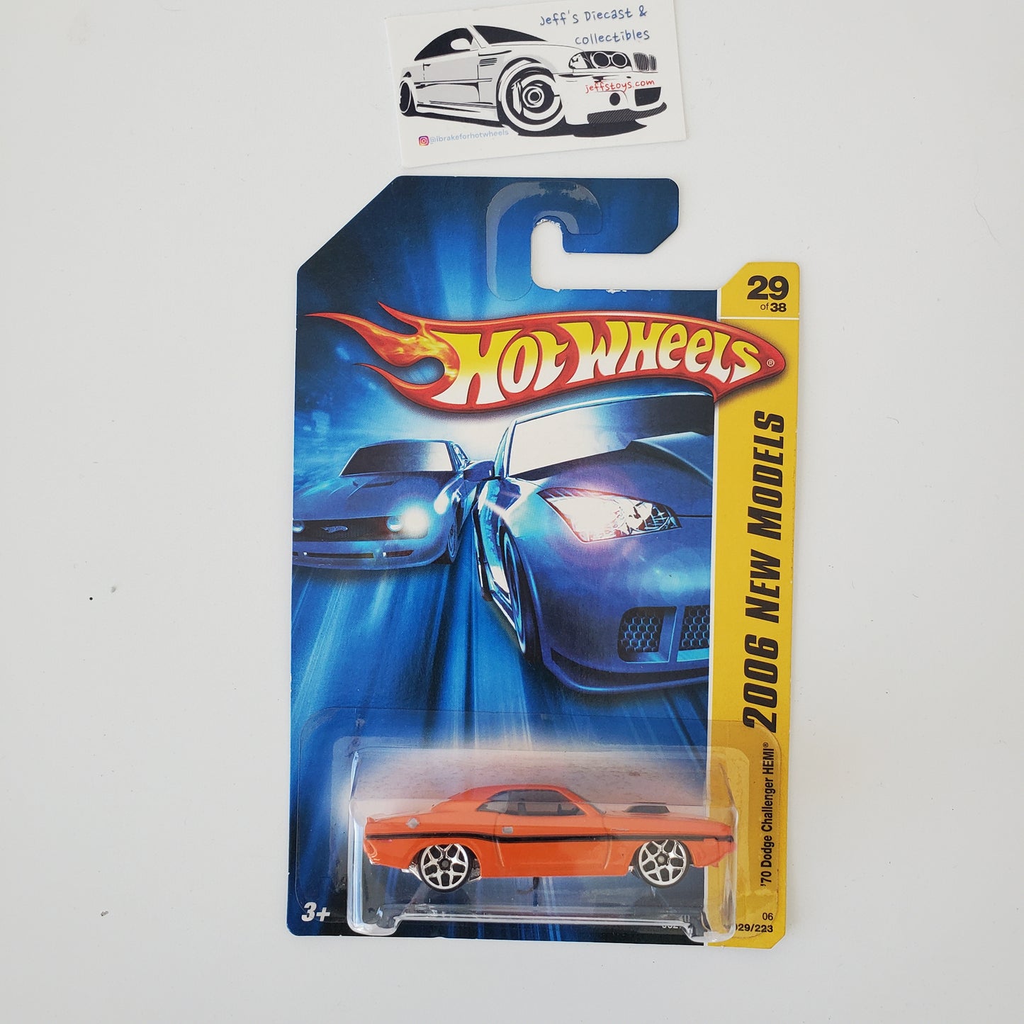 2006 Hot Wheels '70 Dodge Challenger Hemi #29