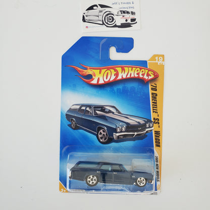 2009 Hot Wheels '70 Chevelle SS Wagon #19 Blue