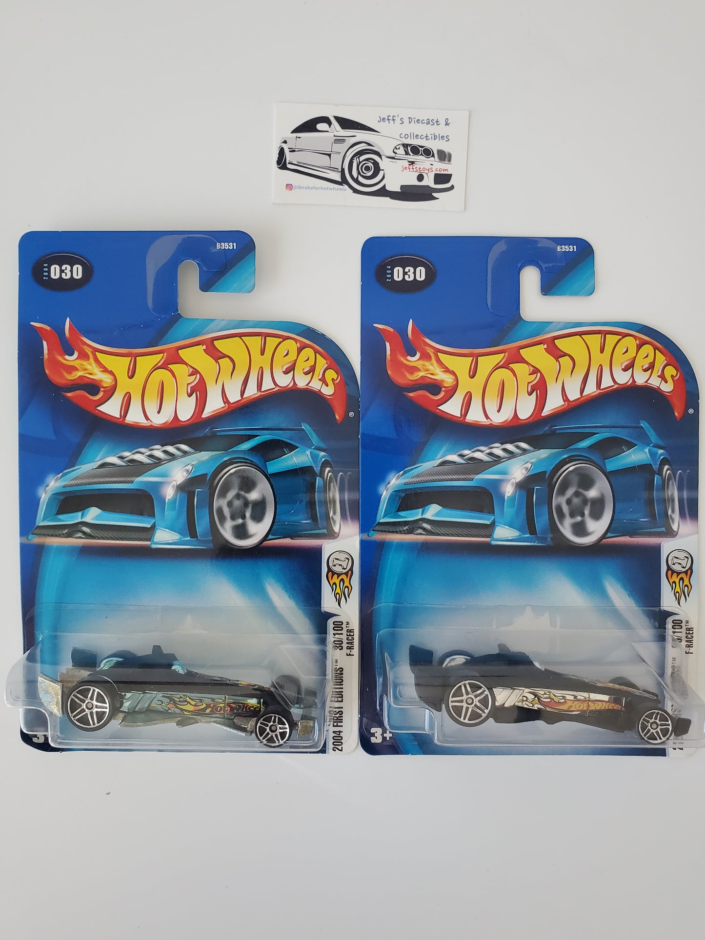 2004 Hot Wheels F-Racer #30 - 2 Variations - Lot of 2