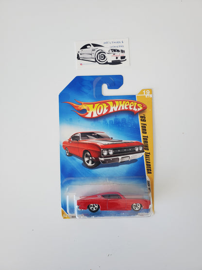 2009 Hot Wheels '69 Ford Torino Talladega #19