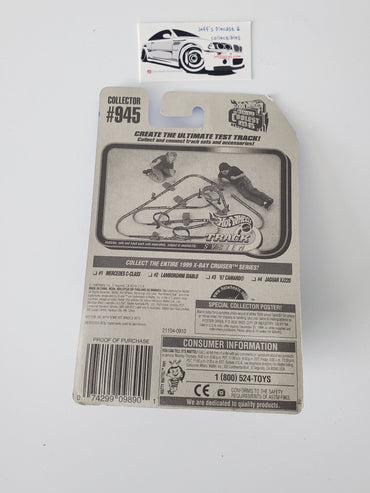 1999 Hot Wheels Mercedes C-Class #945