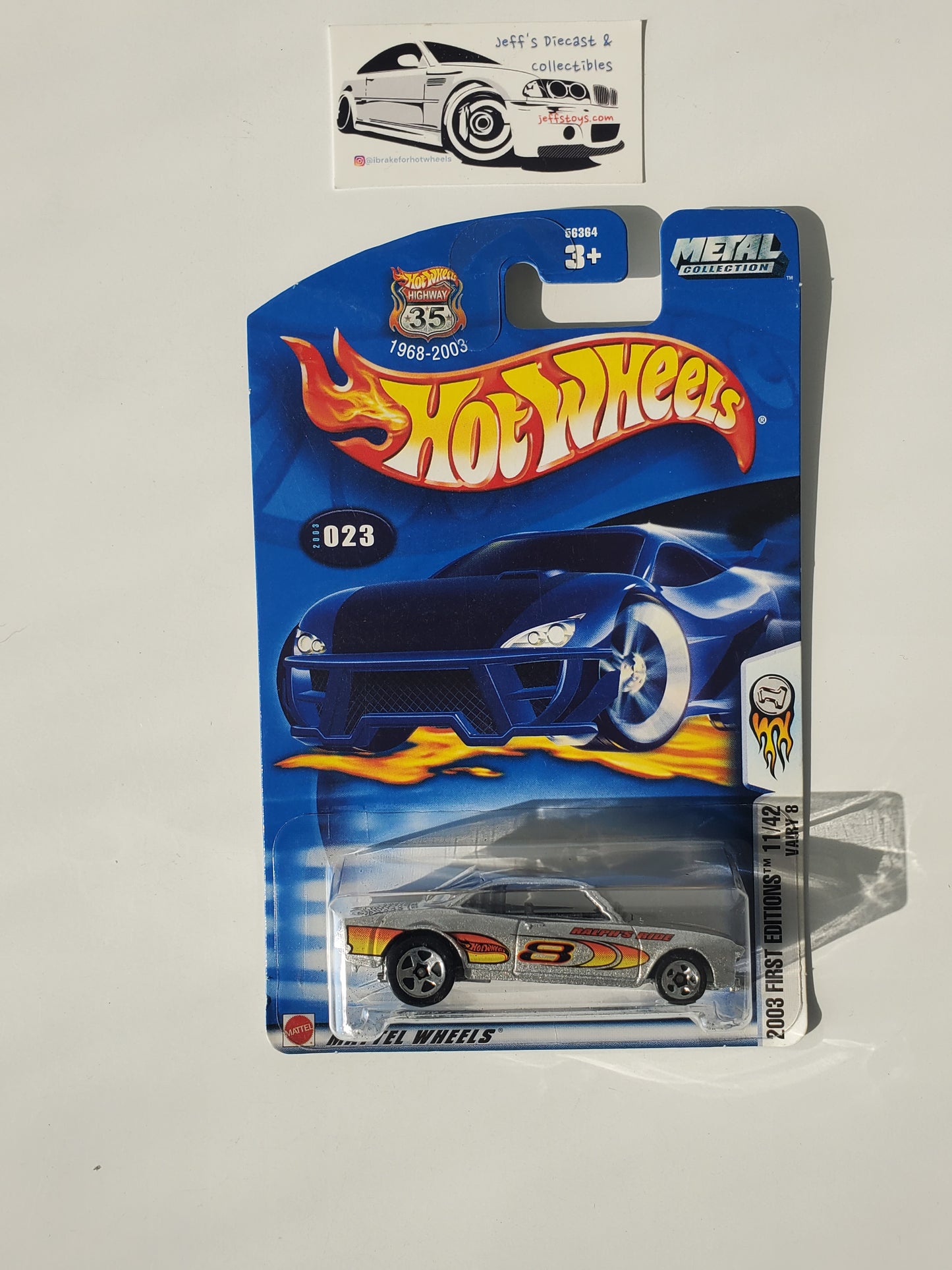 2003 Hot Wheels Vairy 8 #23