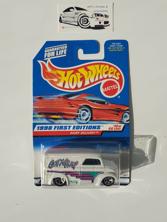 1998 Hot Wheels Dairy Delivery #645
