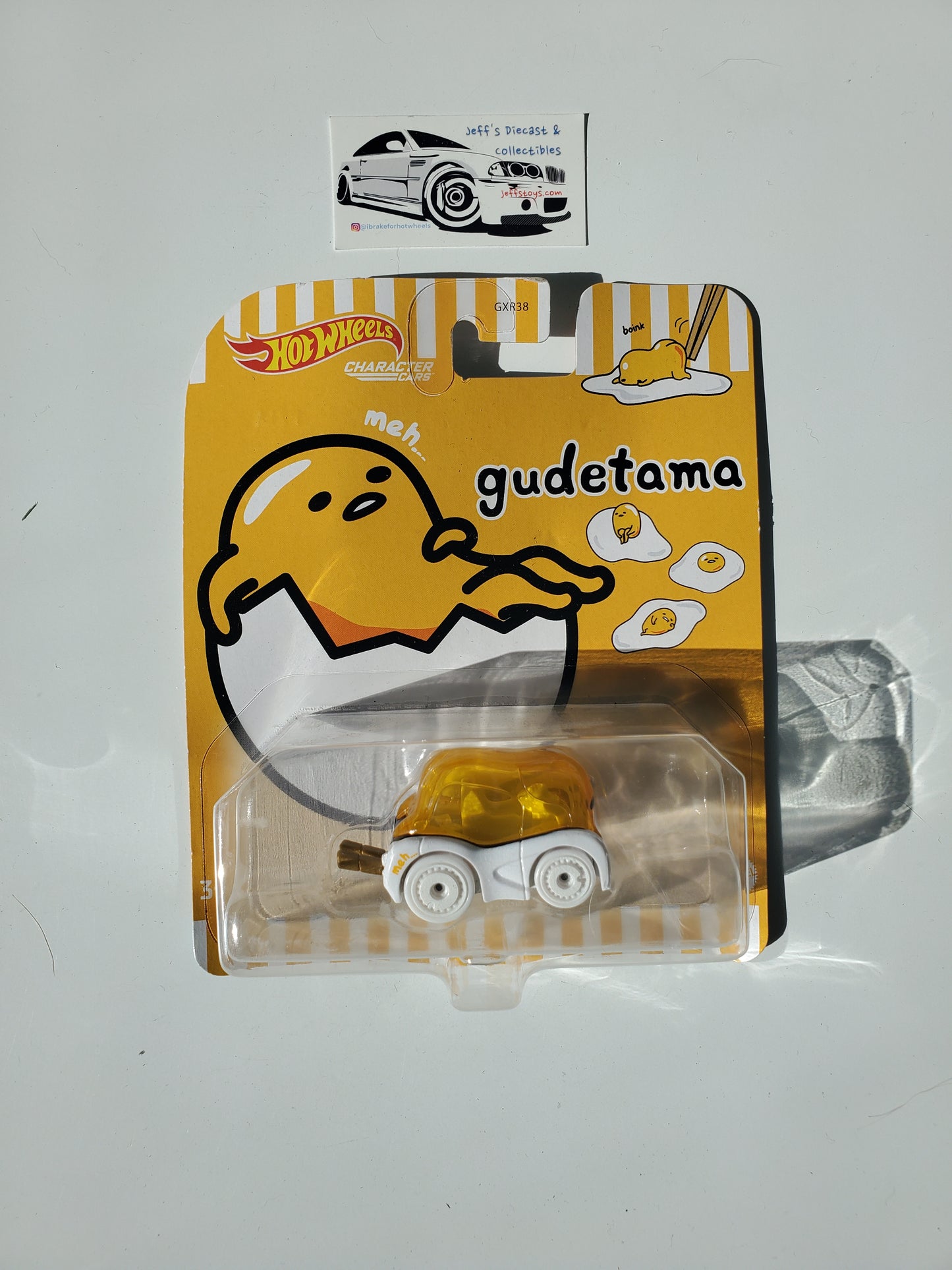 2021 Hot Wheels Character Cars Sanrio Gudetama