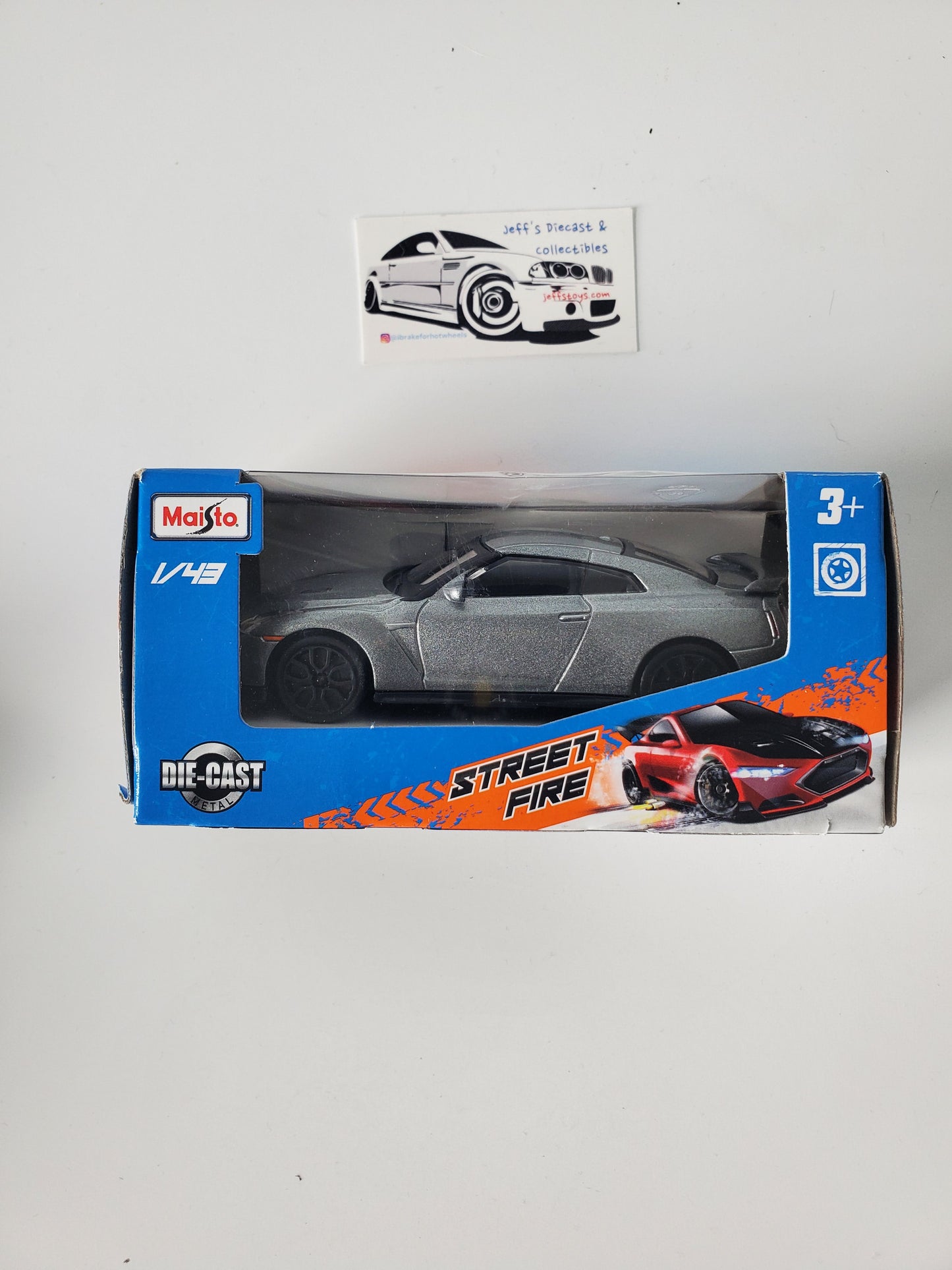 Maisto Street Fire Nissan GTR Skyline 1:43 Scale