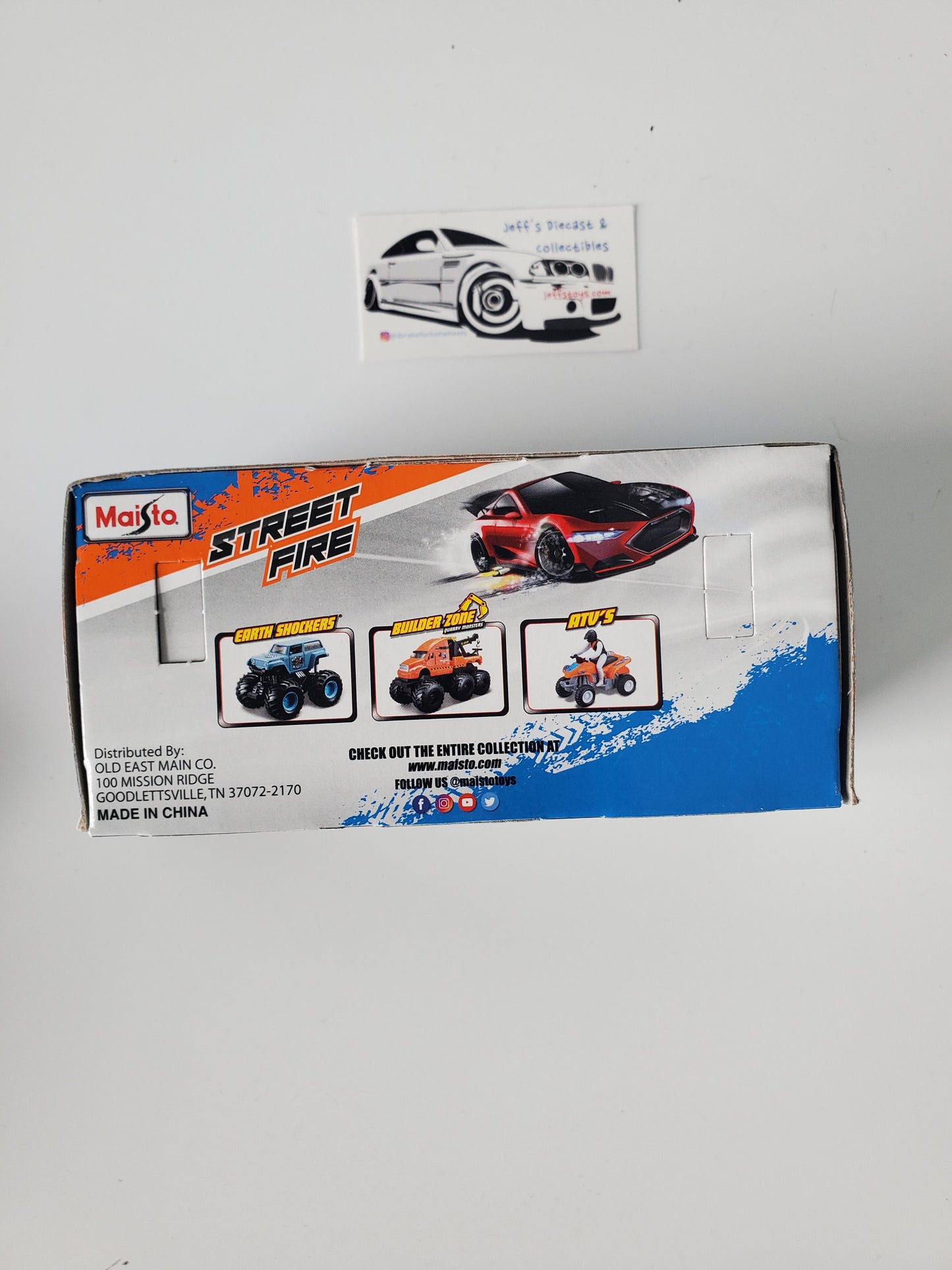 Maisto Street Fire Nissan GTR Skyline 1:43 Scale
