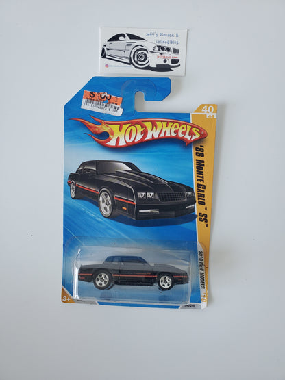 2010 Hot Wheels '86 Monte Carlo SS #40