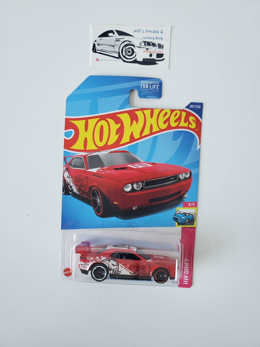 2022 Hot Wheels Dodge Challenger Drift Car #207