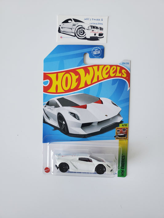 2022 Hot Wheels Lamborghini Sesto Elemento #204