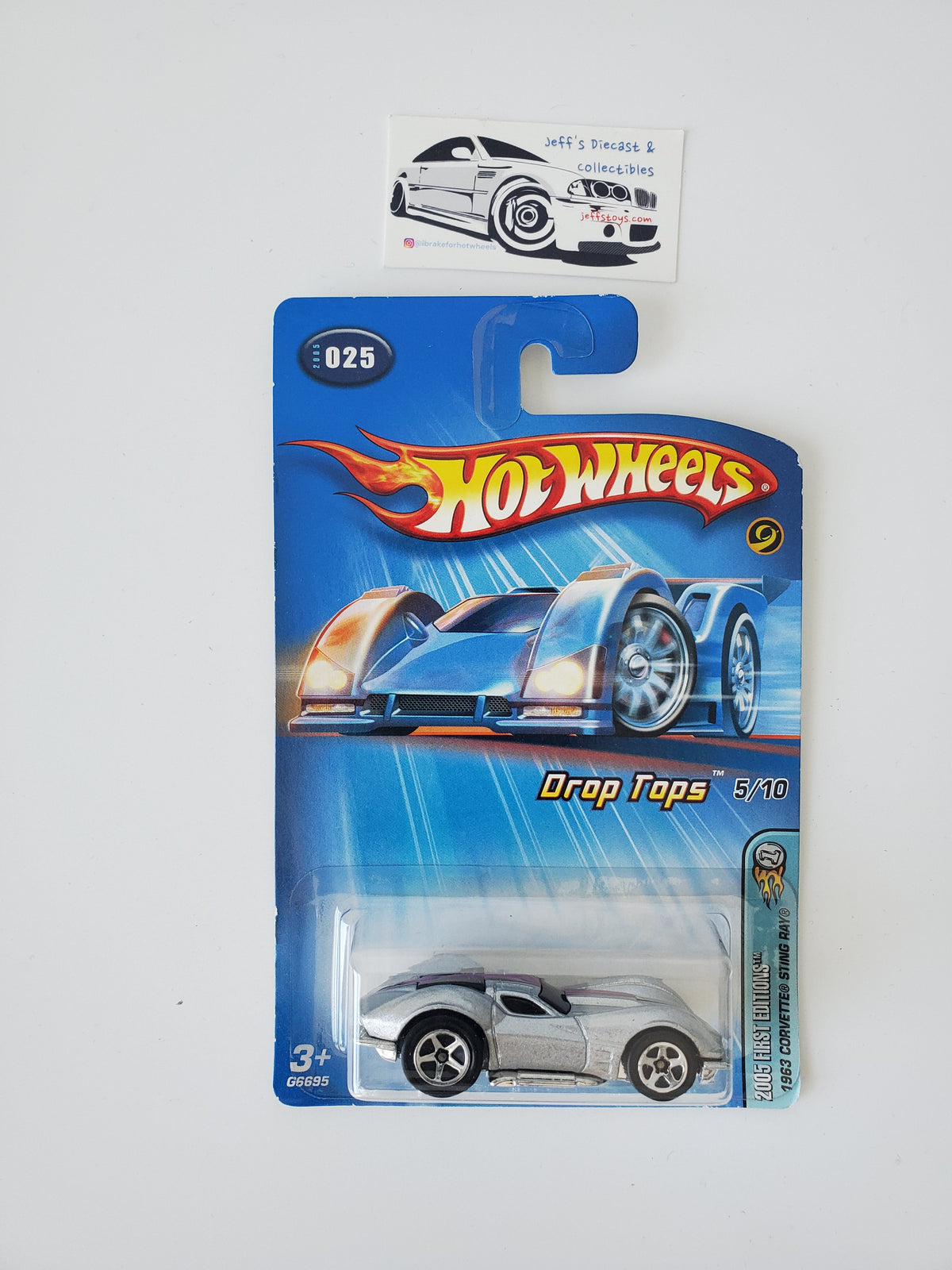 2005 Hot Wheels 1963 Corvette Sting Ray #25