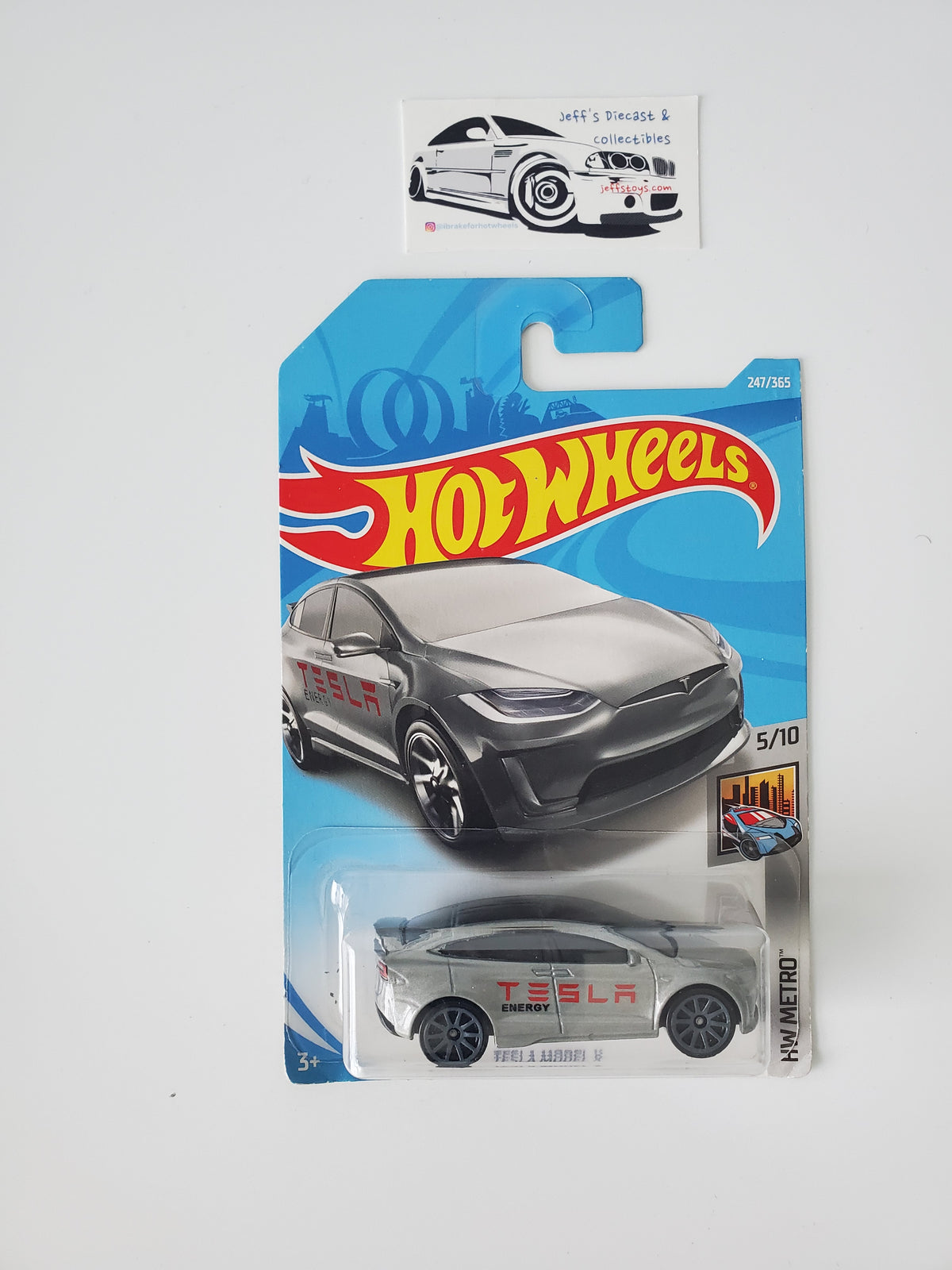 2018 Hot Wheels Tesla Model X #247 International Card
