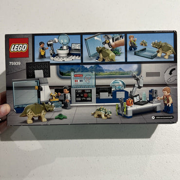 LEGO Jurassic World 75939 Dr Wu's Lab: Baby Dinosaurs Breakout