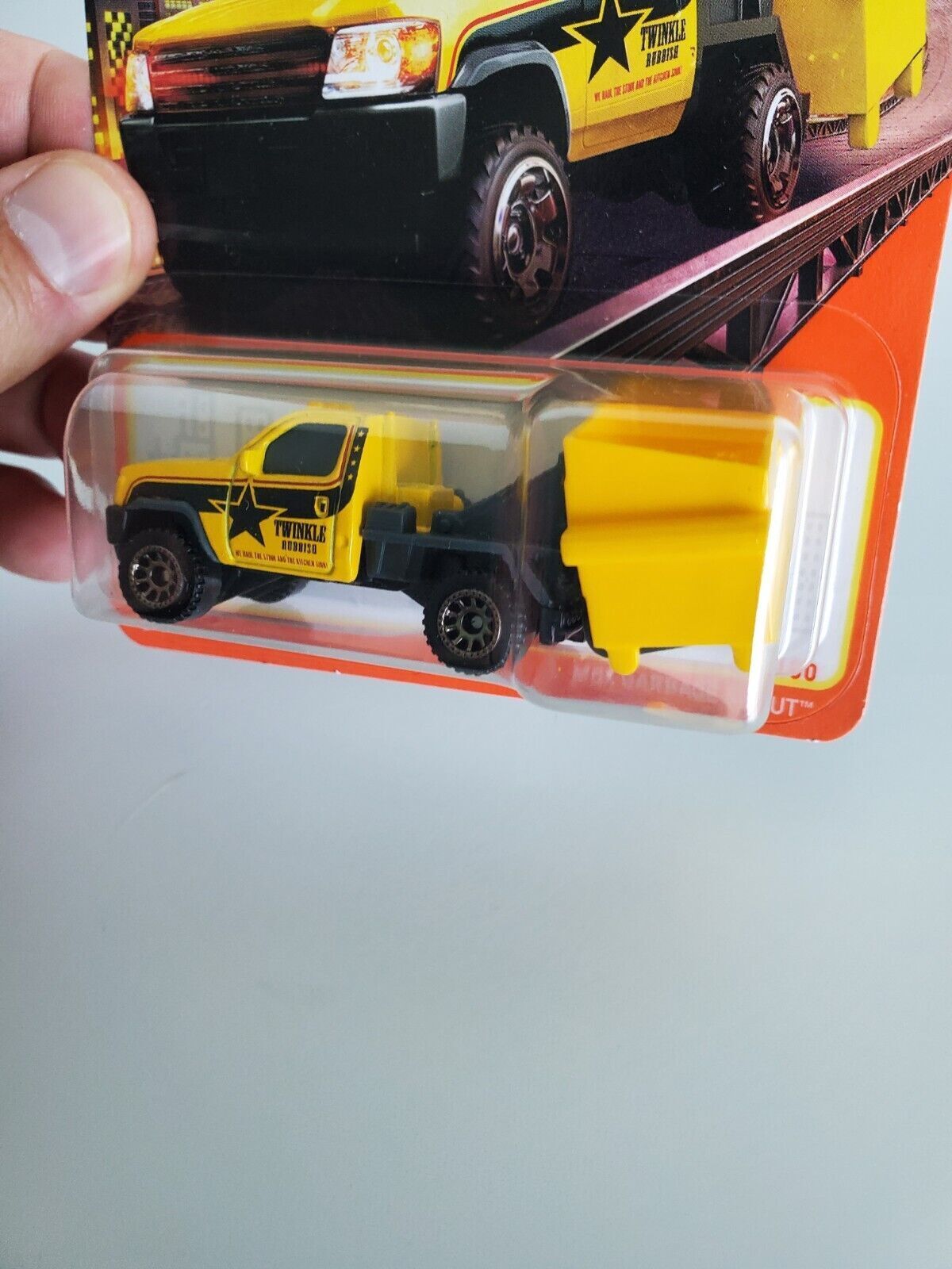 2022 Matchbox MBX Garbage Scout