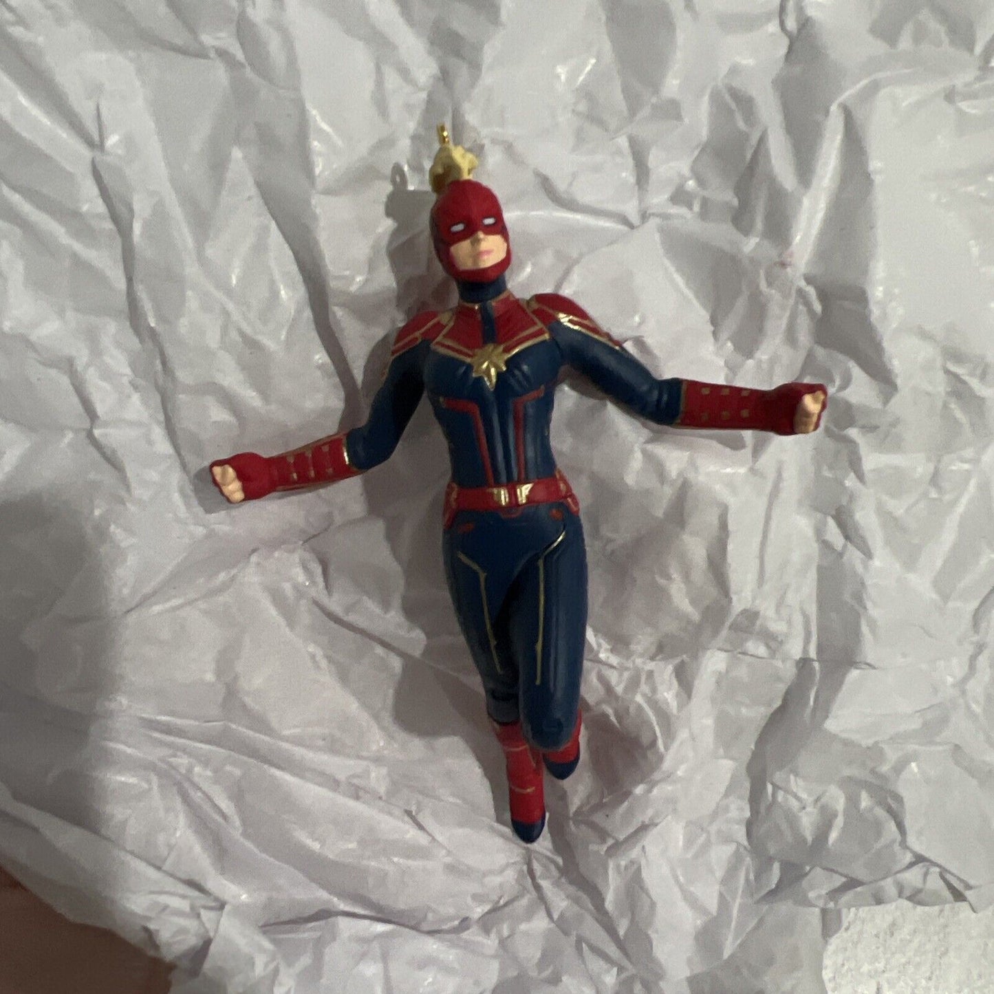 2019 Hallmark Keepsake Christmas Ornament CAPTAIN MARVEL : RED Version