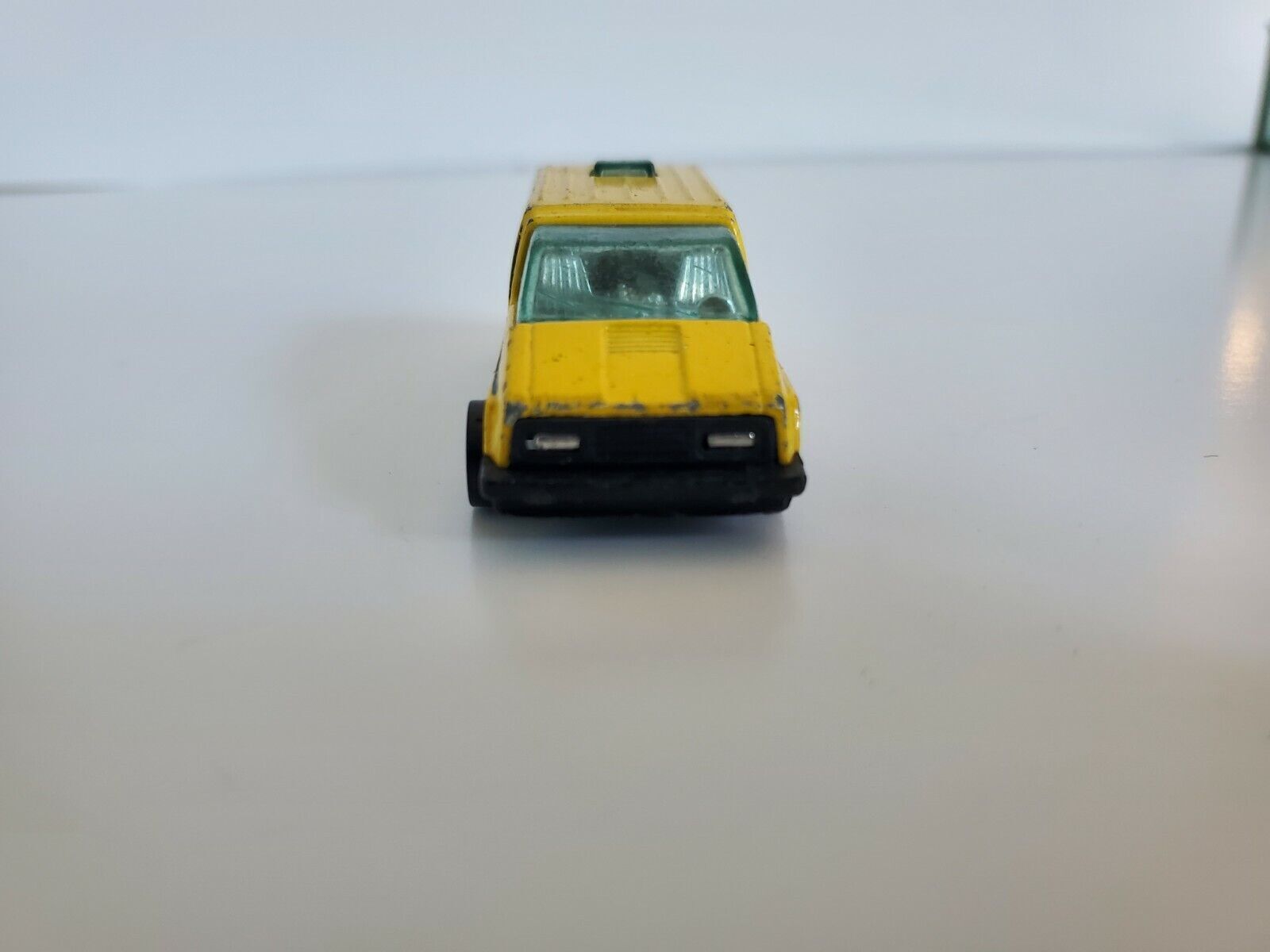 1978 Hot Wheels  Inside Story Van Yellow - Hong Kong - B