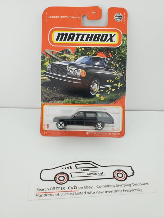 2022 Matchbox Mercedes-Benz W123 Wagon