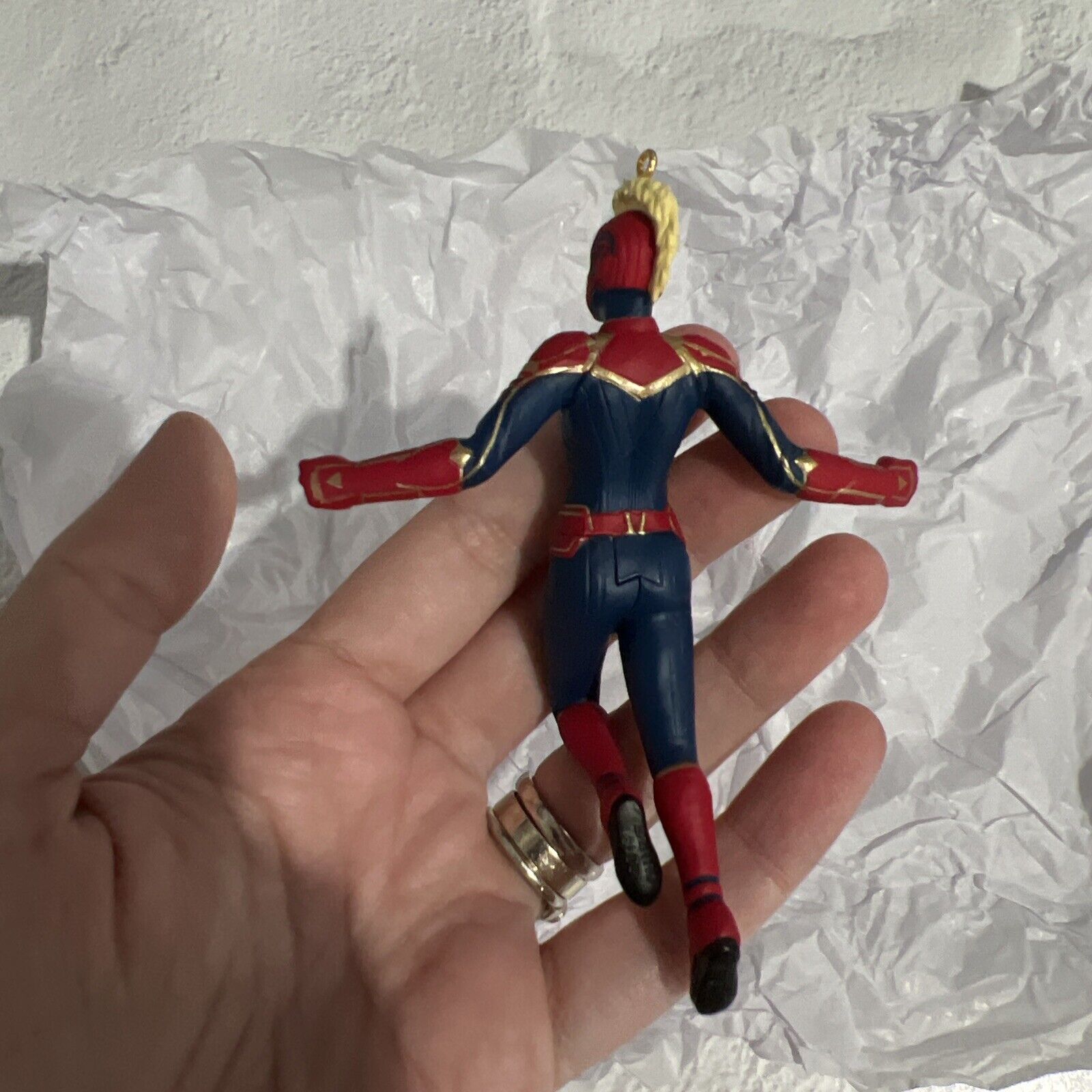 2019 Hallmark Keepsake Christmas Ornament CAPTAIN MARVEL : RED Version