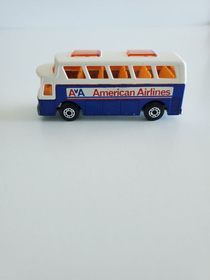 1977 Matchbox Lesney Airport Coach American Airlines #65 - Nice!