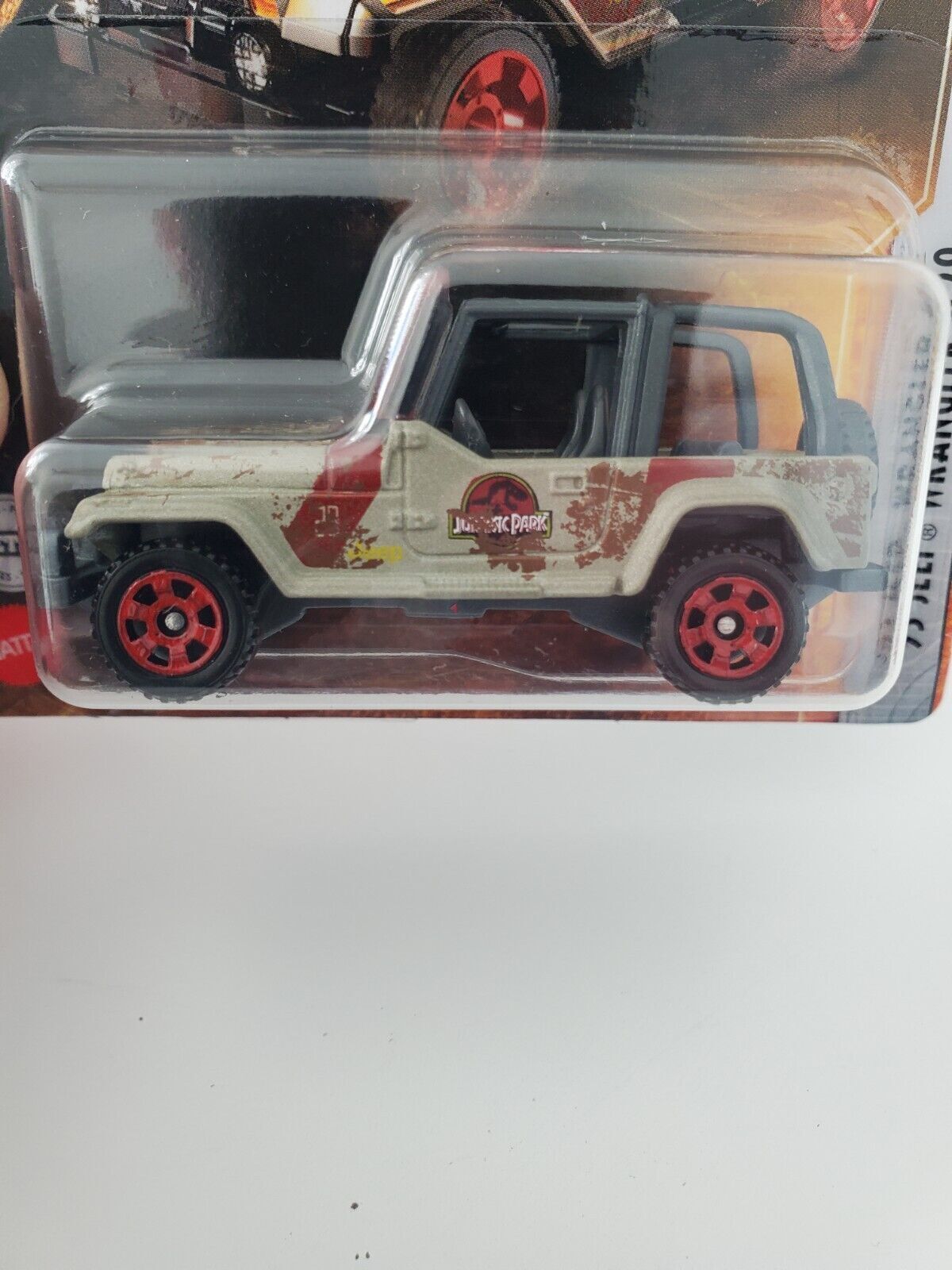 2022 Matchbox Jurassic World Dominion '93 Jeep Wrangler #29 Muddy Variation