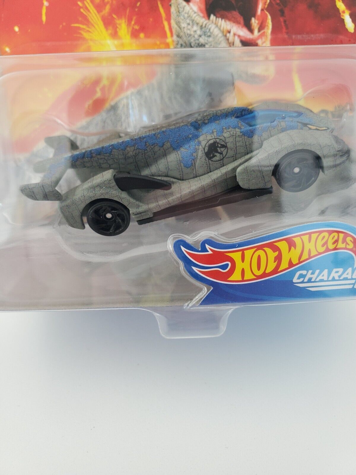 2017 Hot Wheels Character Cars Jurassic World VELOCIRAPTOR BLUE