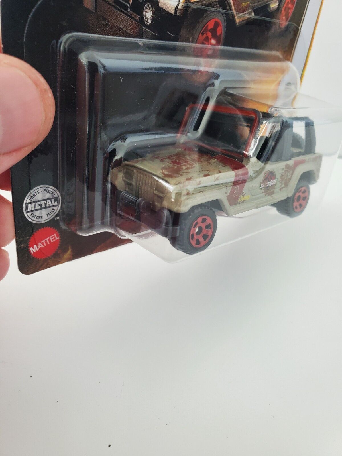 2022 Matchbox Jurassic World Dominion '93 Jeep Wrangler #29 Muddy Variation