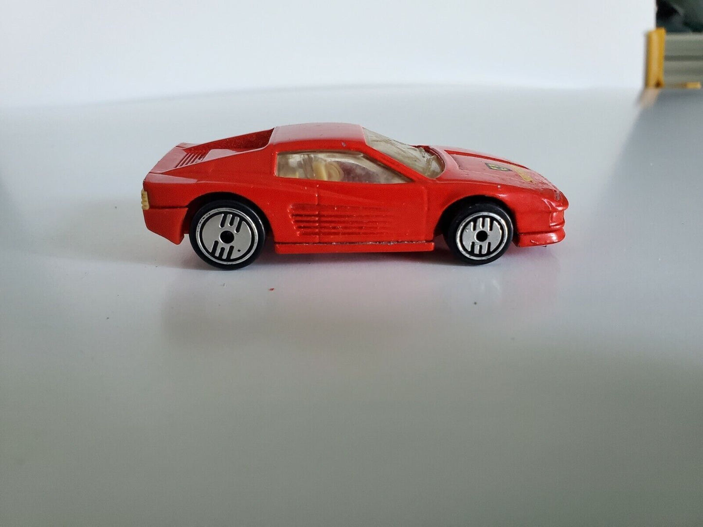 1986 Hot Wheels Ferrari Testarossa w/Tan & Red Interior - Cereal Promo Car