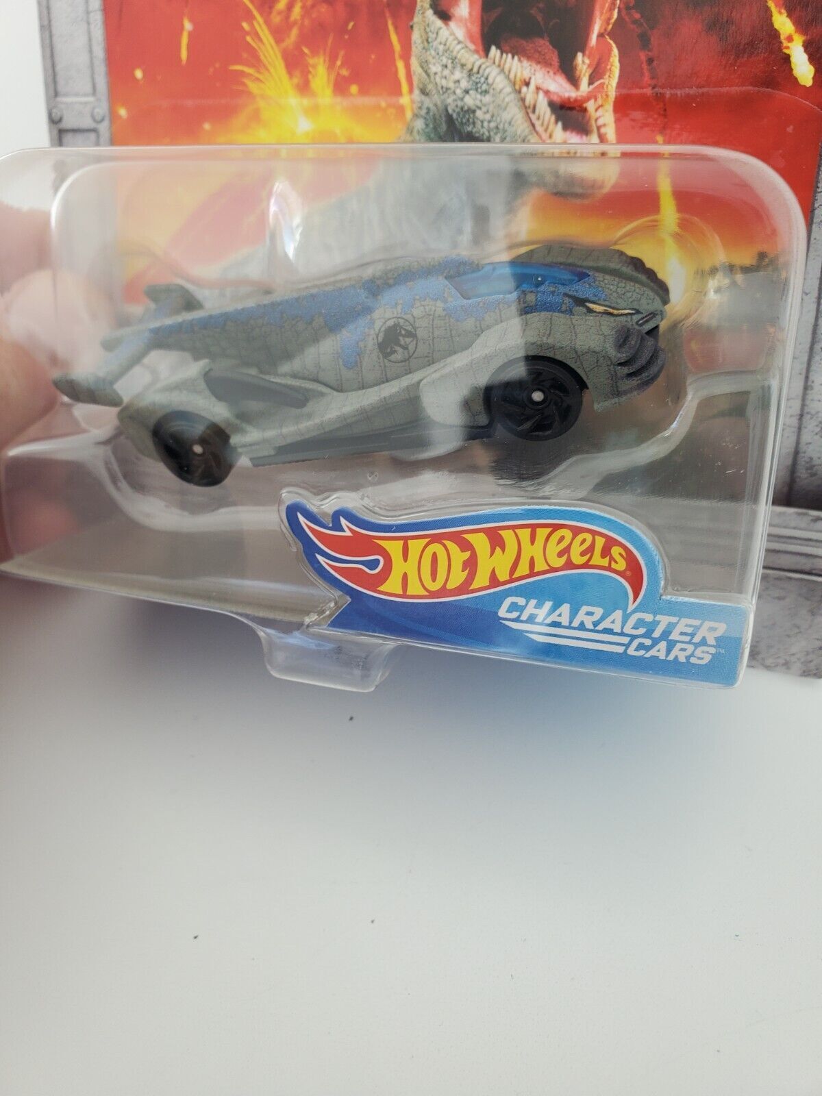 2017 Hot Wheels Character Cars Jurassic World VELOCIRAPTOR BLUE