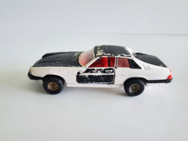 Corgi Jaguar XJS 1:32 Scale - Great Britain