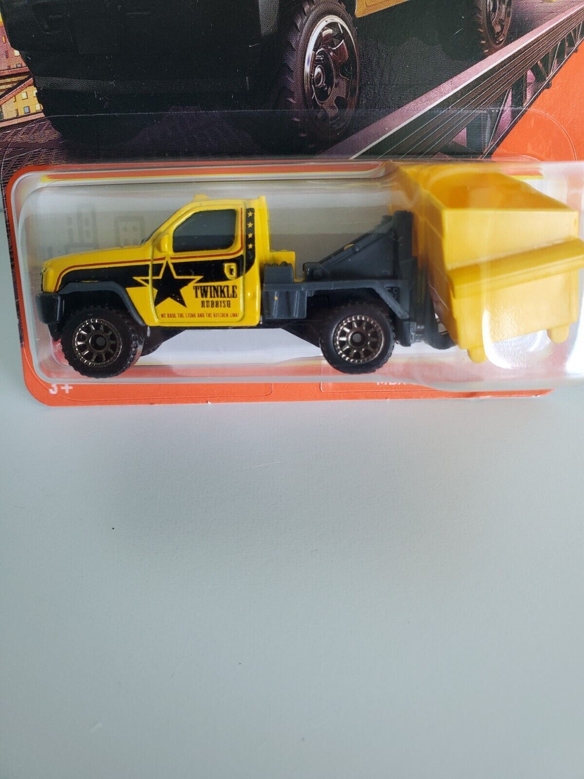 2022 Matchbox MBX Garbage Scout